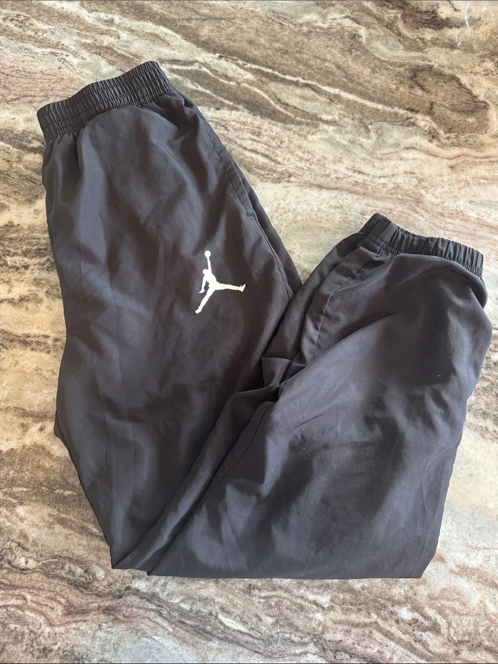 Jordan Youth Gray Crewneck Sweatshirt & Black Joggers Set